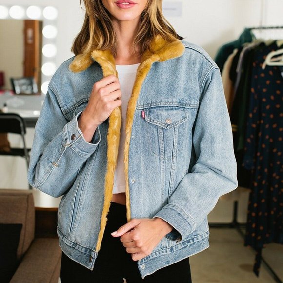 *SOLD OUT*Levis Oversized Fur Trucker Jean Jacket - Picture 9 of 13